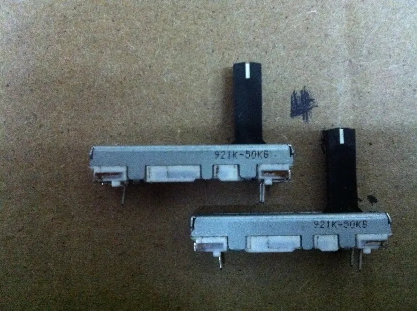 

2PCS/LOT Original ALPS Alps 4 cm sliding potentiometer, single 50K axis plastic long 15MM