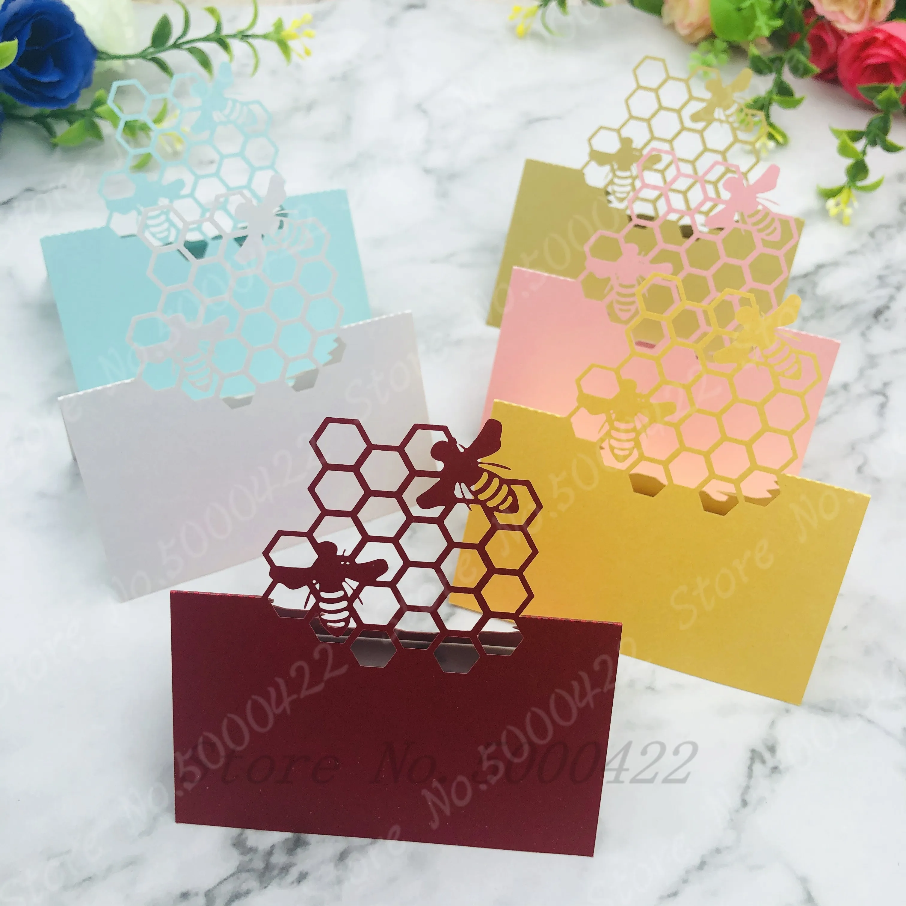 50pcs Free Shipping Laser Cut Little Bee Design Paper Place Name Wedding Invitation Cards Baby Shower Birthday Party Table | Дом и сад