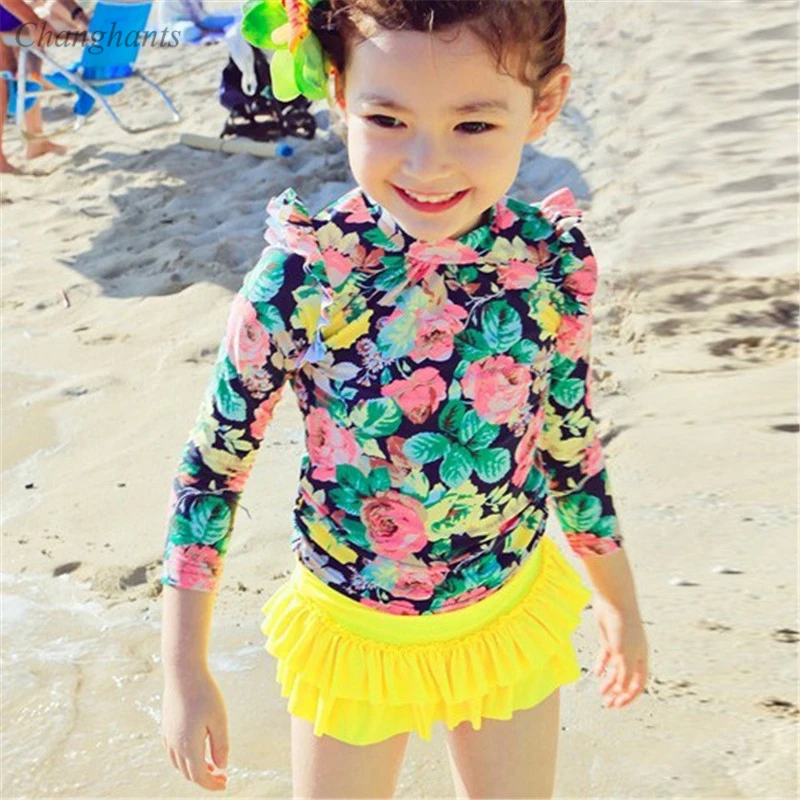

2019 New Model Girl Two Piece Swimwear Kid Swimsuit with Flowers Print Girls Long Sleeve Bathing Suit Child Summer Vacation Wear