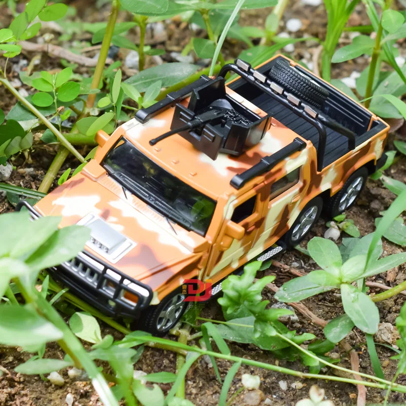 

Bao si Lun 6 round Hummer Pickup jun shi che Chariot Toy Car Children Model Alloy Car Model