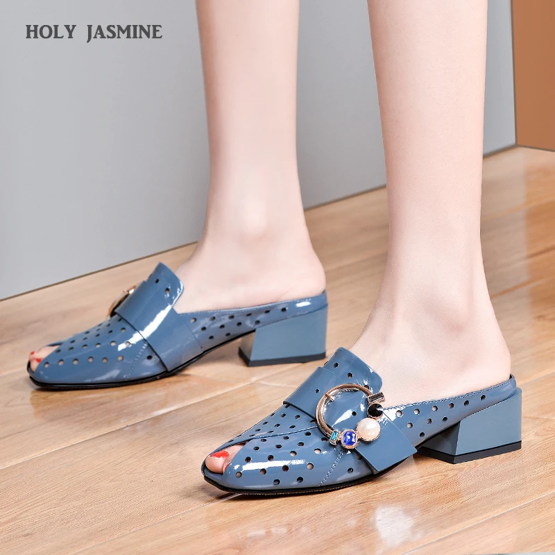 

2020 New Hollow Genuine Leather Outdoor High Heels Slippers Women Mules Elegant Party Pointed Toe Summer Shoes Big Size 42