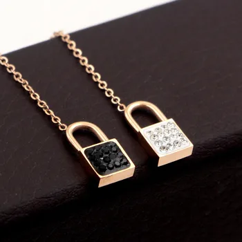 

Fashion black and white double-sided full drill concentric lock rose gold necklace separable double lock head collarbone