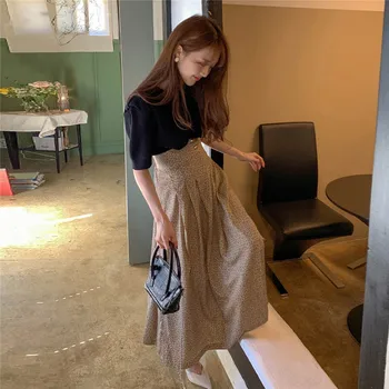 

CBAFU Summer Two Piece Set Women Korean Short Sleeve Knitted Tops + Vintage High Waist Floral Print Long Midi Skirts Set F480