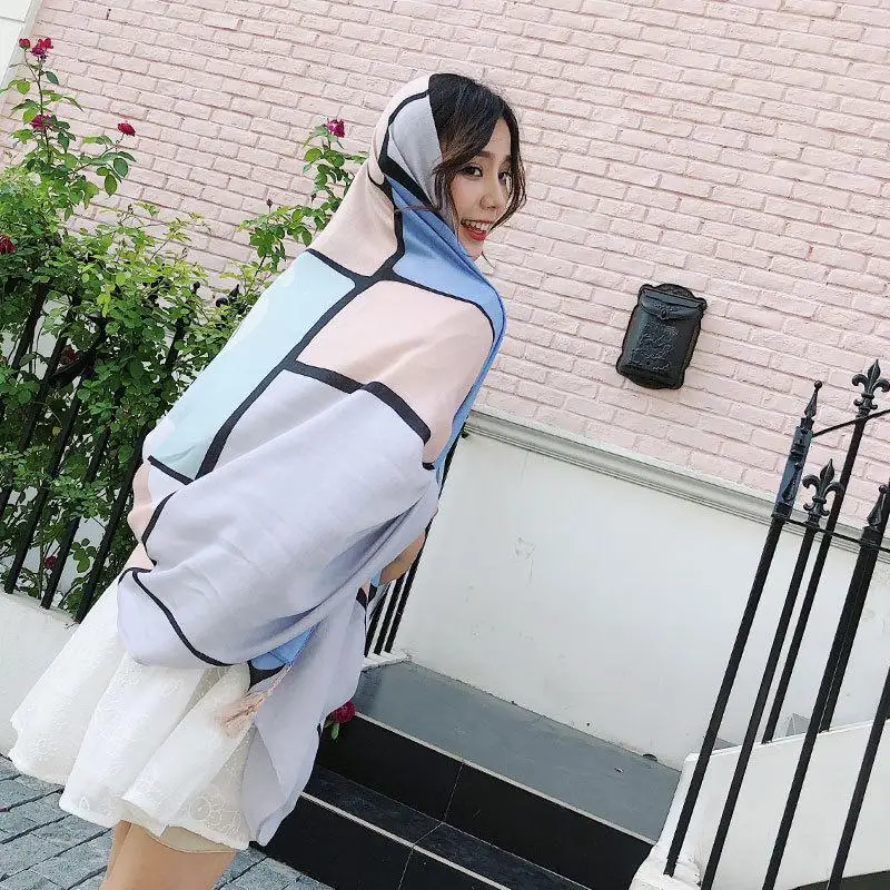 8954600664_590449100