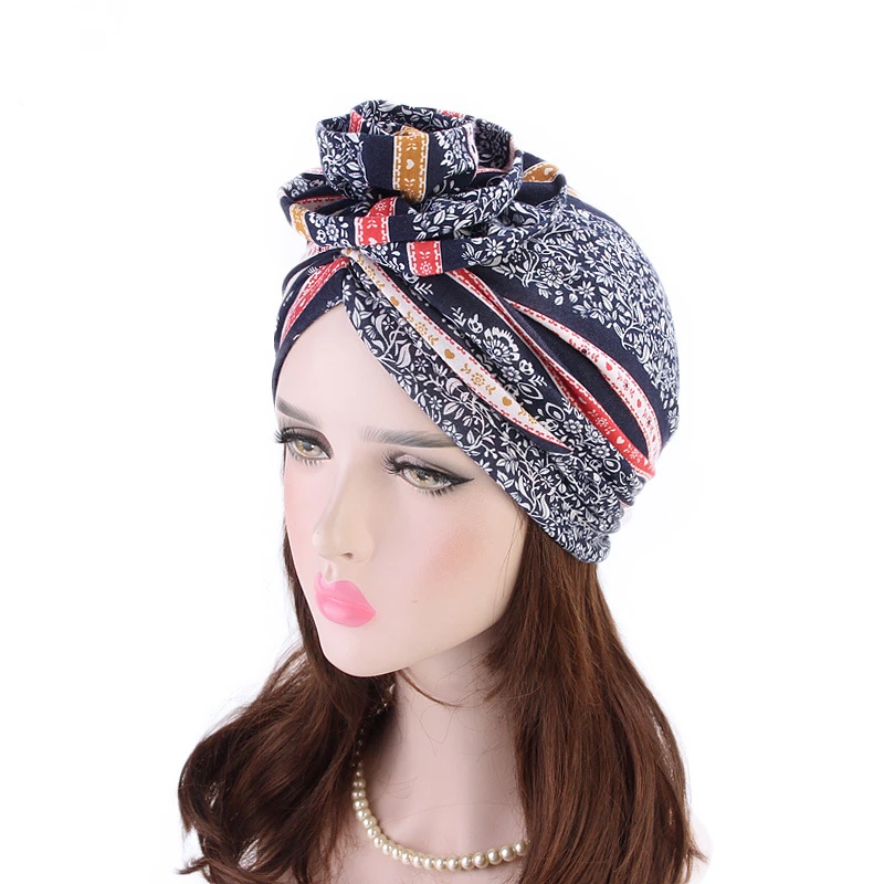 

Bohemia National Plate Flowers Skullies Beanies Women's Hat Spring Autumn Cotton Hat For Women Turban Pompom Chemotherapy Cap
