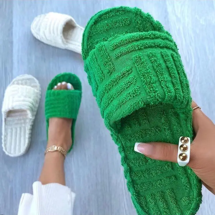 2024 women new Luxury brand one-word thick-soled warm furry women's shoes embossed cotton drag outdoor all-match casual slippers