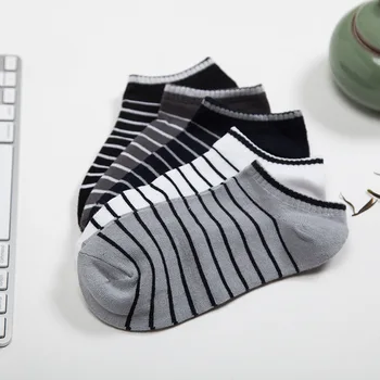 

5 pairs of bamboo fiber and cotton mixed material sweat absorption, dry and comfortable socks