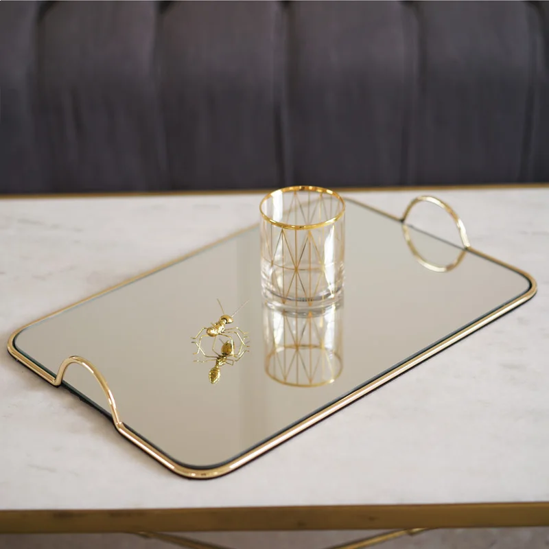 

Nordic Cosmetic Storage Tray with Handle Rectangular Metal Tray for Dessert Fruit Plate Makeup Jewelry Mirror Plate Home Decor