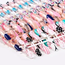 Стиль маникюра готовой продукции кончик ногтей поддельные ногти шт готовой продукции кончик пальца патч многоцветные полумесяц мультфильм