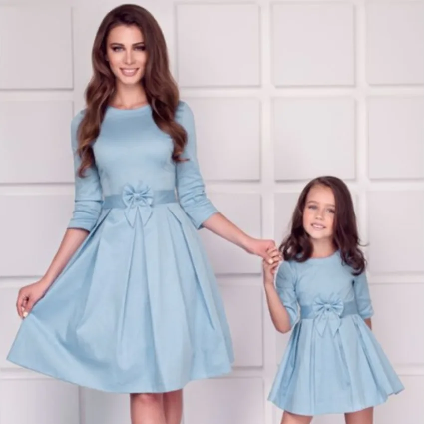

Mama Baby Kid Mom and Daughter Dress Mommy and Me Mother Daughter Dresses 2018 Autumn Winter Long Sleeve Family Matching Clothes