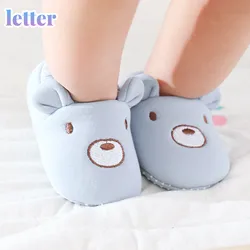 Bebê dos desenhos animados piso meias sapatos antiderrapante prewalker outono inverno meninas meninos sandalen sola de borracha interior infantil walkers sapatos