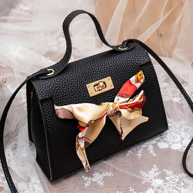 Women Elegant Scarf Handbag Ladies Casual Shoulder Messenger Bag Female Lock Crossbody Small Flap Bags Designer Handbags SS0423 (6)