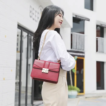 

Women's Bag New 2020 Fashion Western Wild Shoulder Chain Bag Women's Messenger Bag Net Wine God Bag