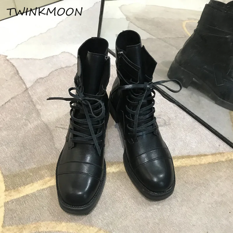 Ankle Boots09