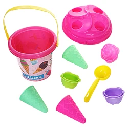 Seau avec moules à crème glacée, jouets de plage d'été, bac à sable 