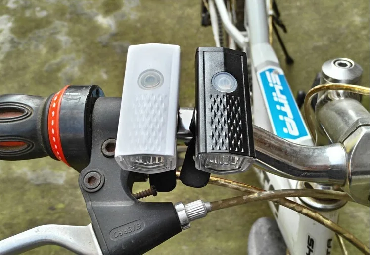 2255 Mountain Bike Headlight Night Riding USB Rechargeable Highlight Lighting Riding Equipment