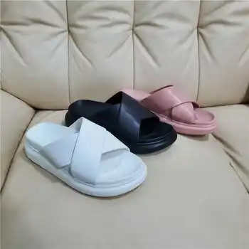 

2020 new High quality Luxury brands men women Summer beach slippers PU foam thick bottom slippers size 35-44