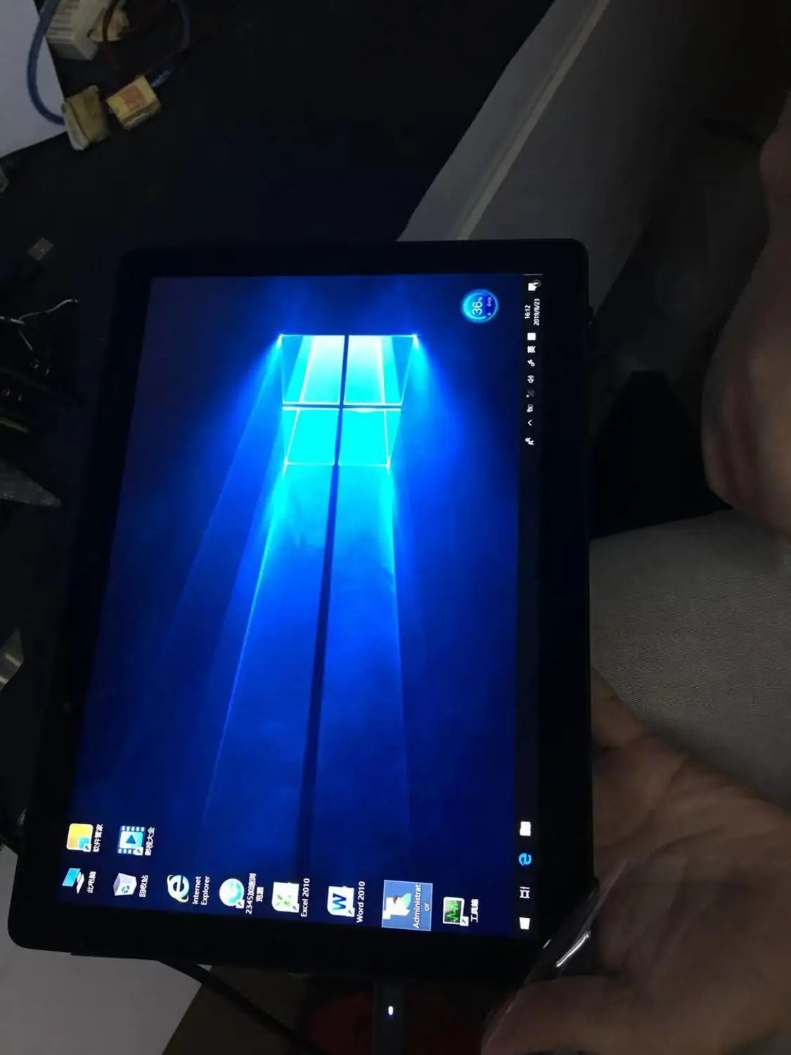 thumb