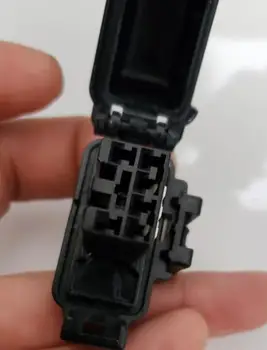 

1PCS data diagnostic connector (Used) FOR Crown / Lexus with headlight plug / car connector / wire-speed connector