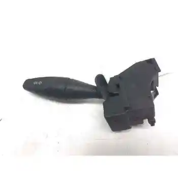 

98AG13335 COMMAND FLASHING FORD FOCUS TURNIER (CAK)