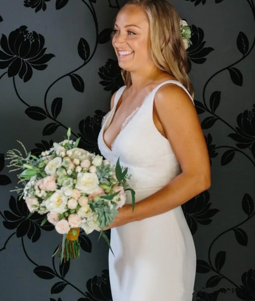 2019-Satin-Lace-Mermaid-Wedding-Dress-Simple-Plain-Plunging-Deep-V-neck-Empire-Waist-Backless-Bridal (3)