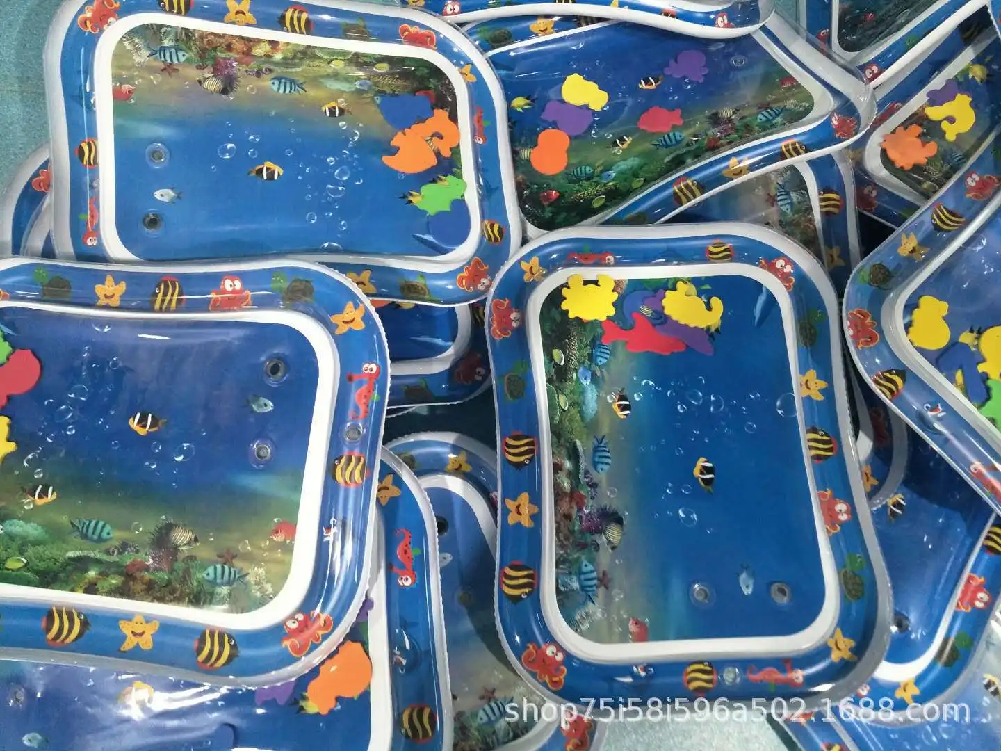 В настоящее время доступны надувные подушки для воды Детские Pai Le Детские Надувная Игрушка для воды