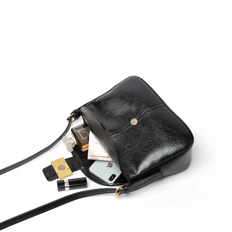 

2019 Winter New Style WOMEN'S Bag Retro Large Capacity Shoulder Bag Solid Color Simple Shoulder Tote Bag