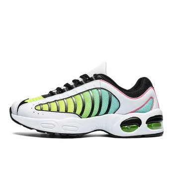

New Sneakers Running Shoes Casual Sports Shoes Lightweight Mesh Breathable Sports Zapatillas Hombre Lace Up Shoes Male Trainers