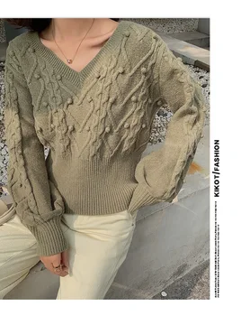 

2020 new thick wool elegant fashion twist V-neck wool ball short lantern sleeve sweater sweater women