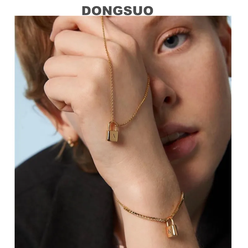 DONGSUO 928 Серебряная цепочка с замком ожерелье 26 букв алфавита 18K позолоченная