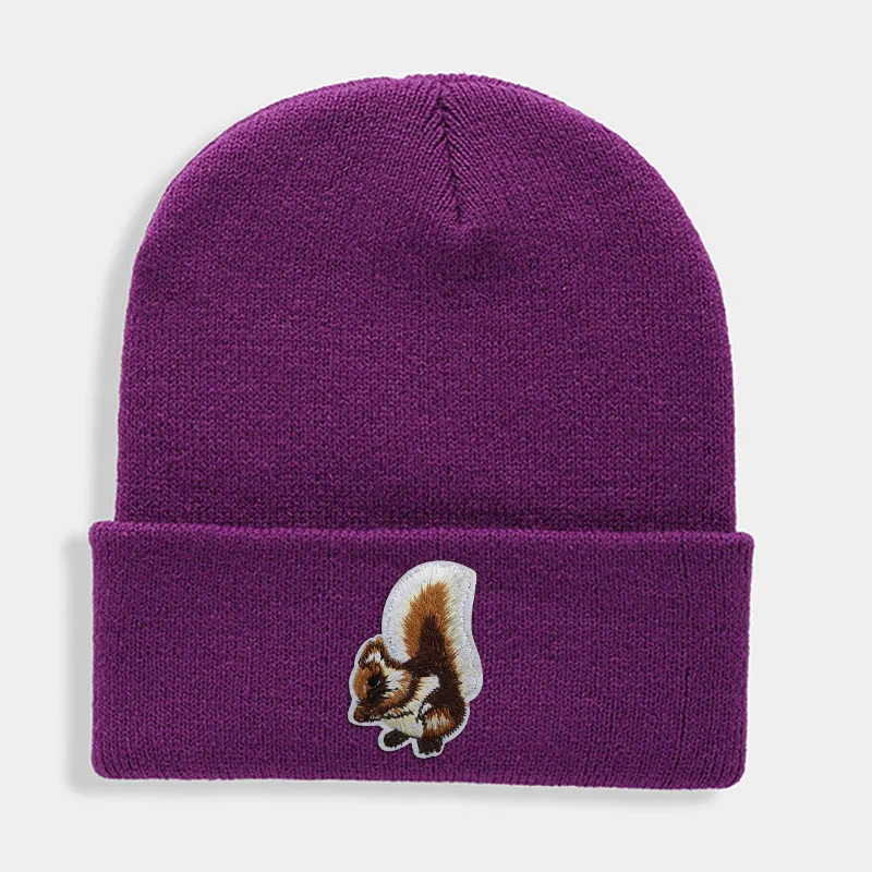 Purple Новые шапочки Милая нашивка с белкой для мужчин и женщин зимняя вязаная шапка с манжетами Вышивка животного Лыжные шапки с ушами хип-хоп эластичная шапка - Цвет: Purple