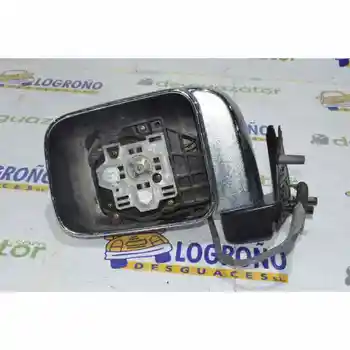 

LEFT REARVIEW Nissan PICK-UP (D22)