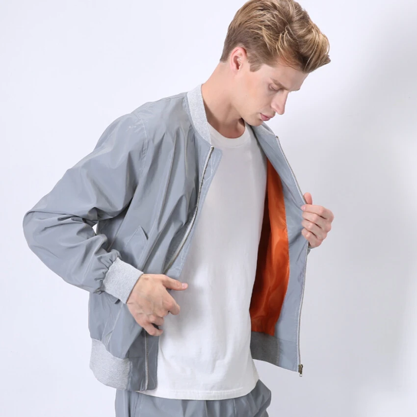 

Men's Reflective Bomber Jackets Winter Thicken Full Luminous Baseball Tops Windproof Casual Unisex Night Light Women's Coat