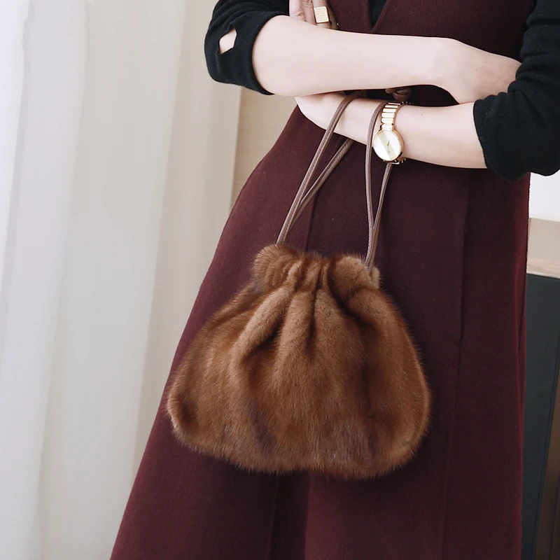 

KAISHIN Womens Deluxe Full-pelt Mink Fur Shoulder Bag Genuine Leather Strap Crossbody Bag Drawstring Closure Handbag IL00624