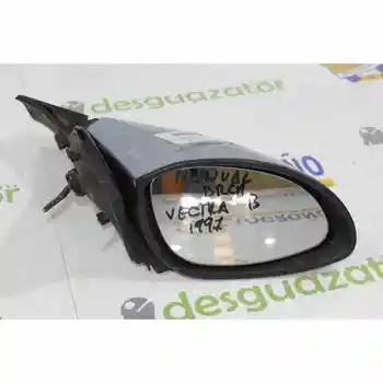 

RIGHT REARVIEW OPEL VECTRA B SALOON
