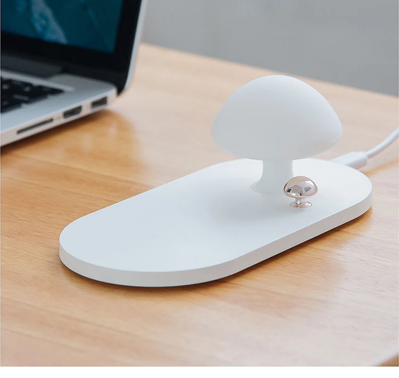 

10W QI Wireless Charger Cute Mushroom Lamp Fast Charging Night Light Smart Desktop Charger for iPhone X 8 Plus Samsung S9 S9+ S8