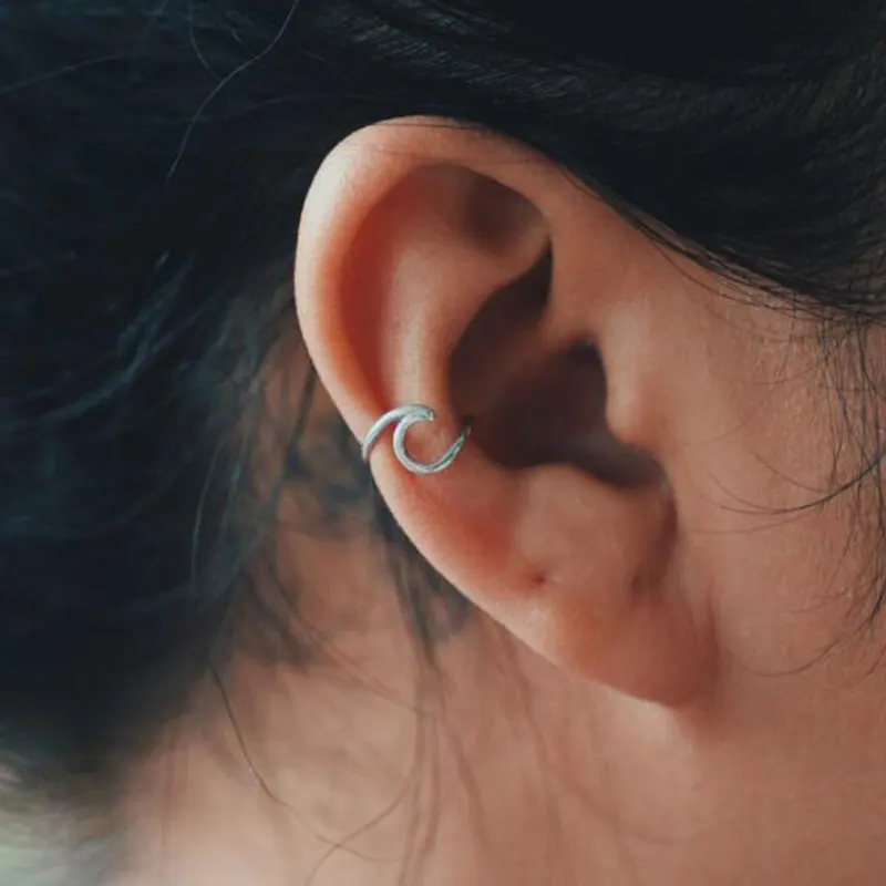 

Punk Waves Ear Climbers Earrings for Women Stud Earrings Ear Crawler Bohemian Cute Earing Piercing Earings pendientes
