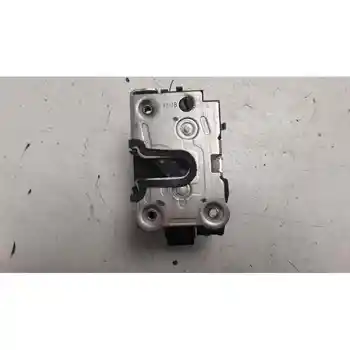 

805025267R LOCK RIGHT FRONT DOOR DACIA DOKKER