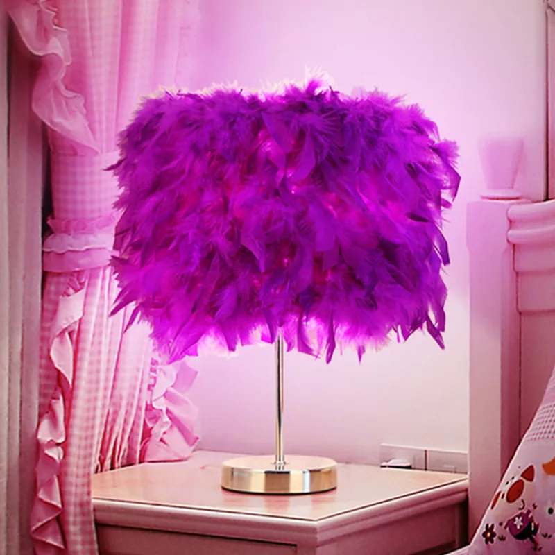 Creative Simple European Style Feather Table Lamp Bedroom Bedside Princess Wedding Room Warm LED Birthday Gift Rose Table Lamp