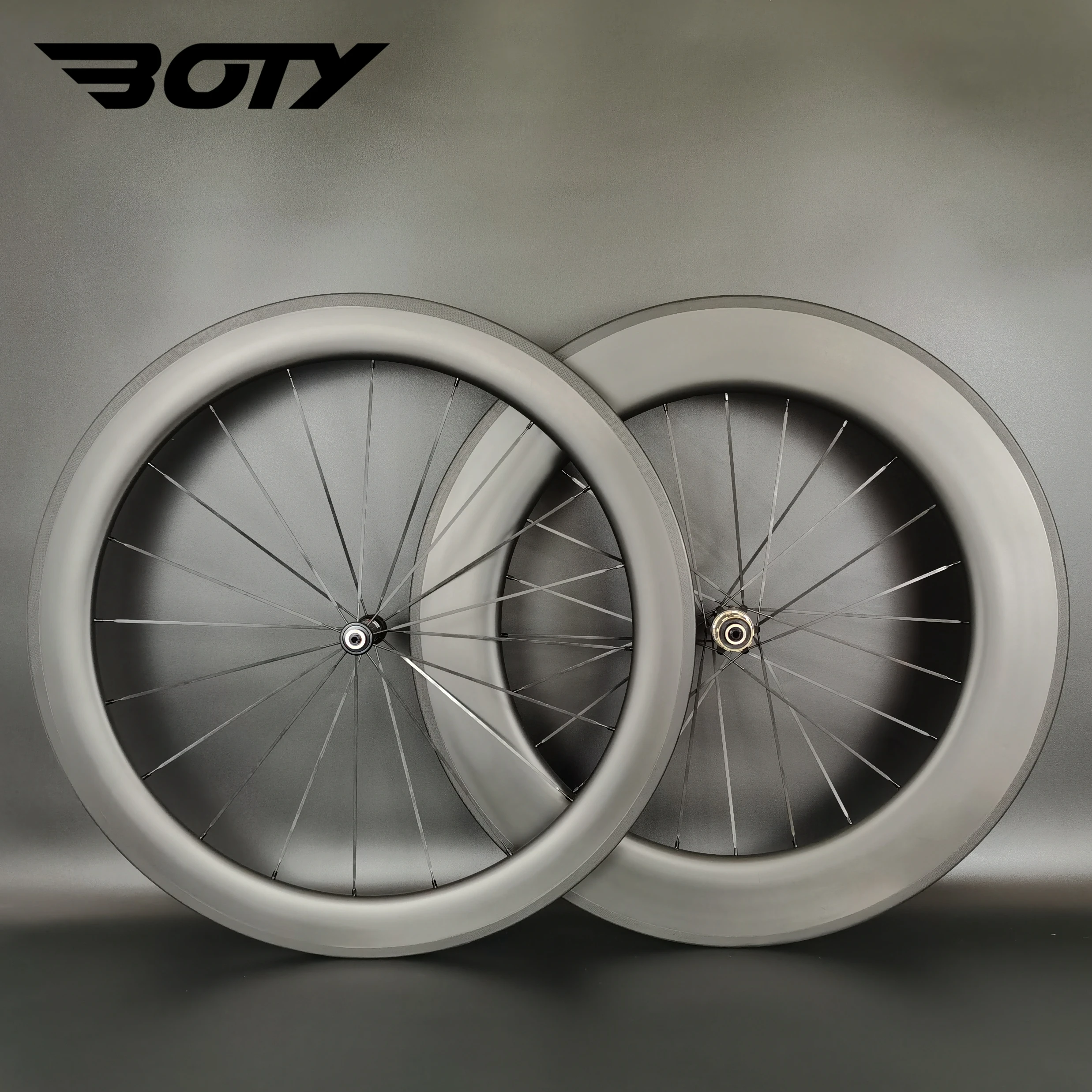 Roues de velo de route en carbone 700C 60mm arriere 88mm profondeur 25mm largeur pneu tubeless tubulaire jante en forme de U