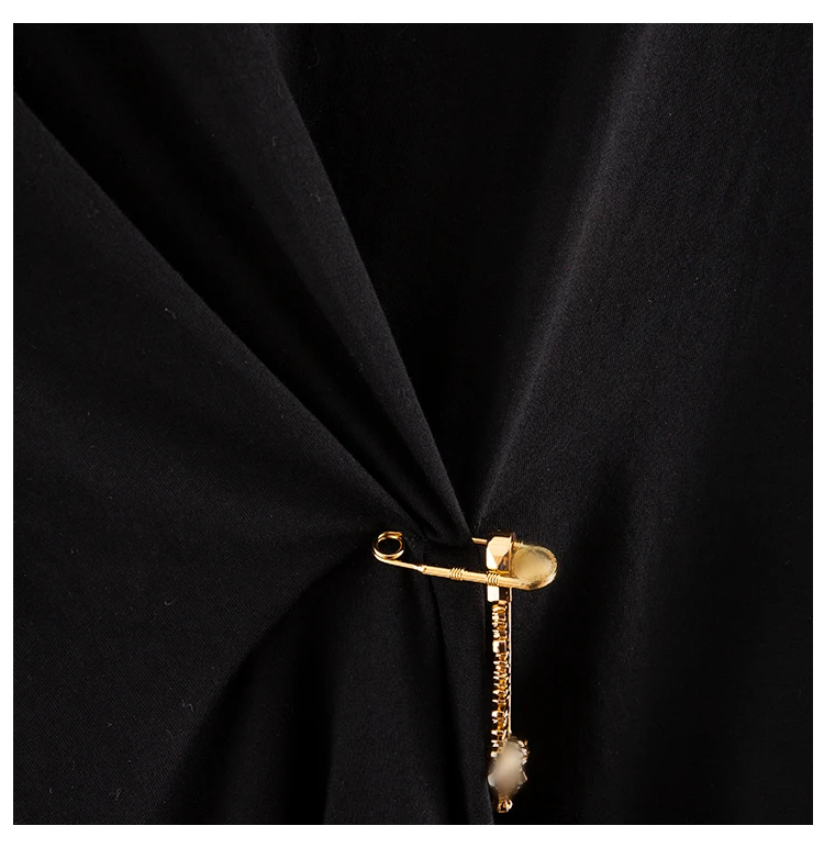 autumn new metal pin decoration fold round neck long sleeve irregular T-shirt female slim fashion