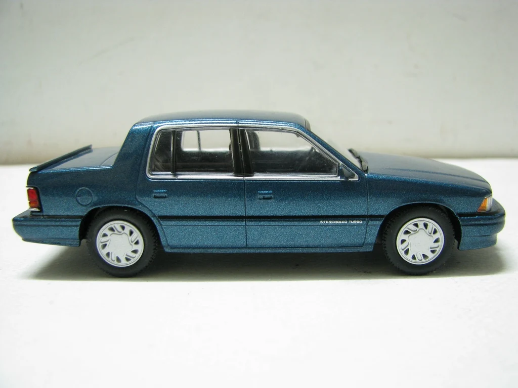 IX O 1:43 Chrysler Spirit RT бутик сплав автомобиль игрушки для детей Детские игрушки модель