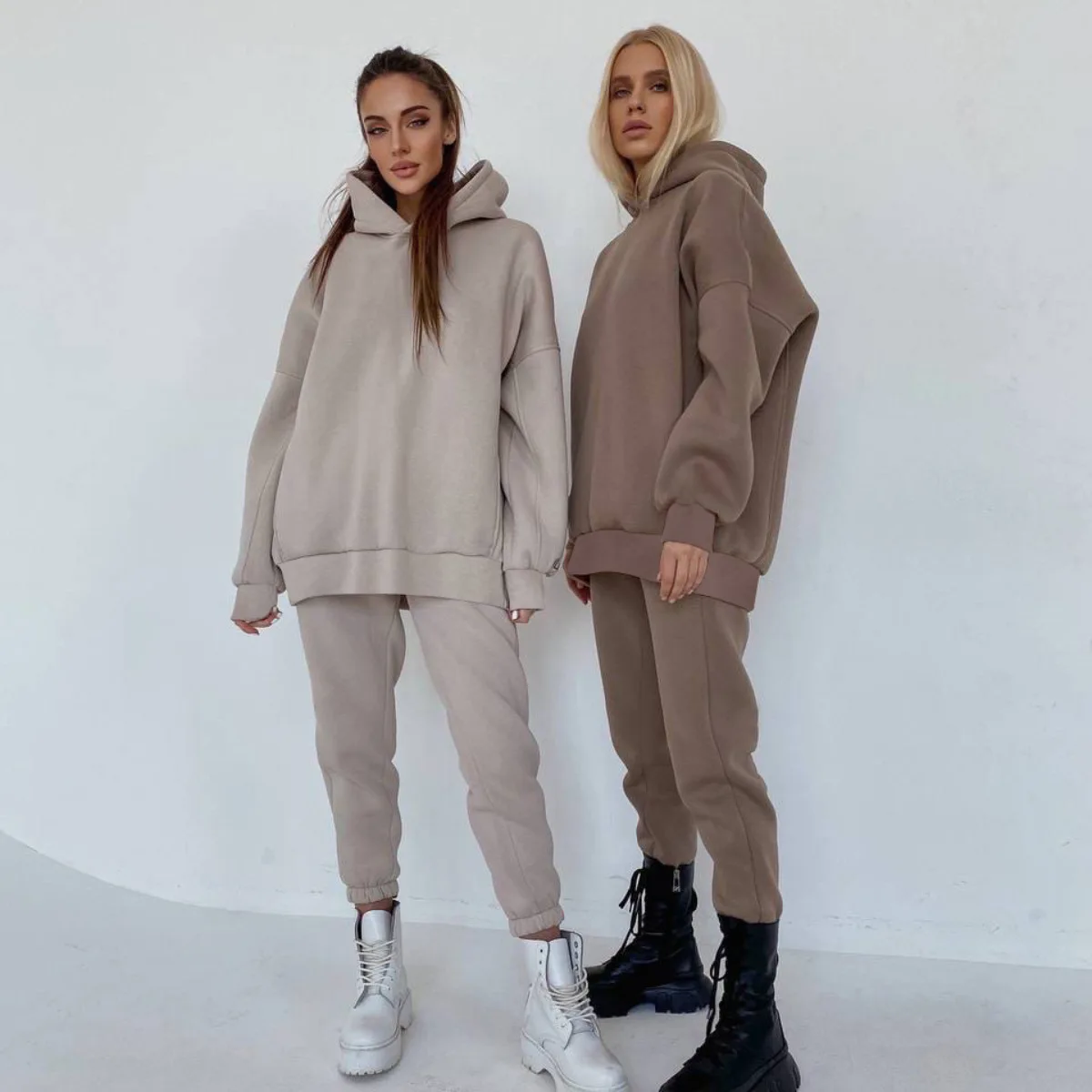 Oversized Women 2 Pieces Sweatsuits 2021 Fashion Hooded Sweatshirt Loose Sweatpants Sports Joggers Sets Autumn Tracksuit |