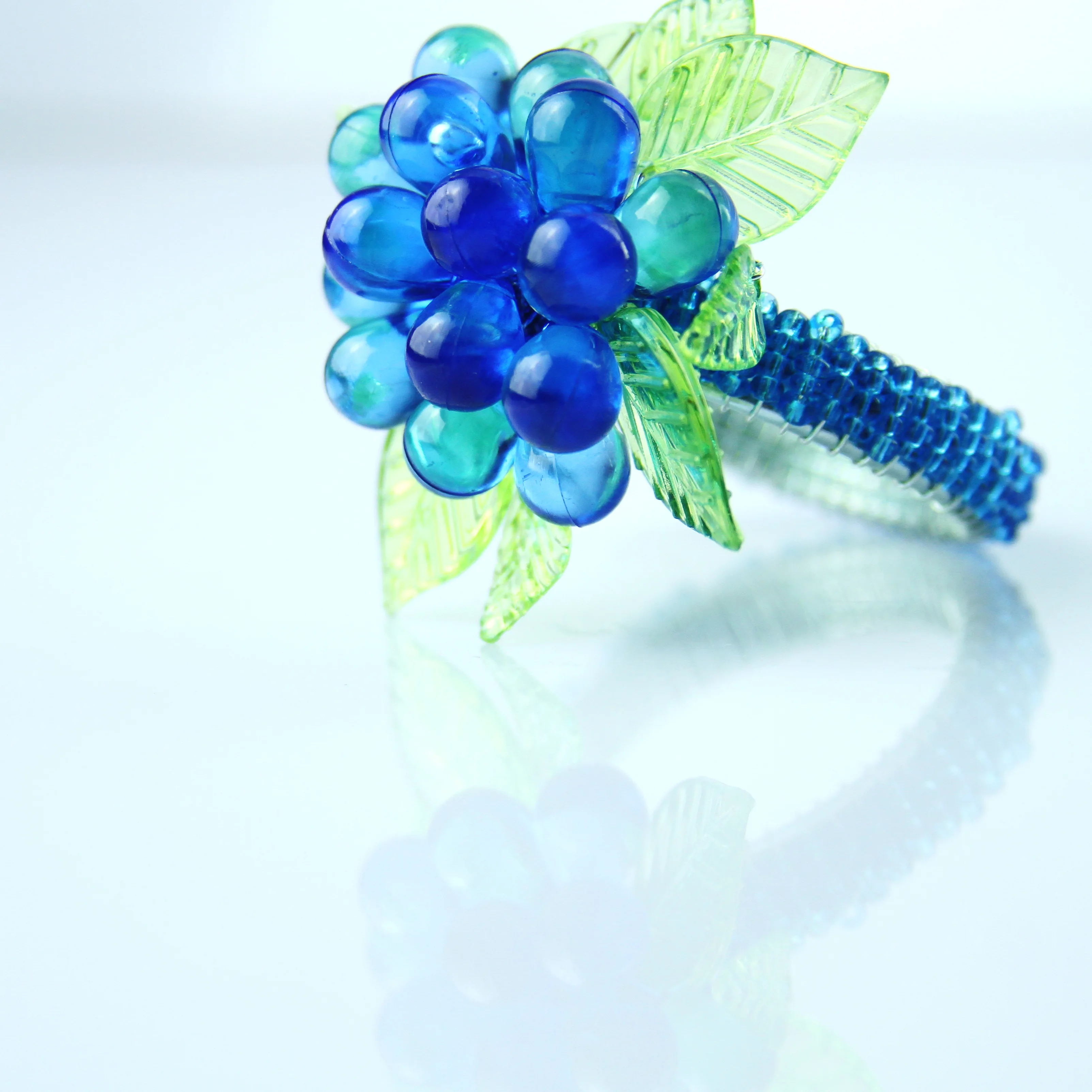 

Бесплатная доставка с украшением в виде кристаллов кольцо-цветок для салфетки для свадьбы Оптовая партия из 12 шт.