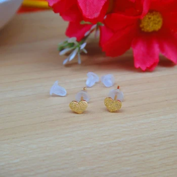 

One Pair Real Solid 24k Yellow Gold Earrings Women Little Brush-finished Heart Stud Earrings / 0.6g