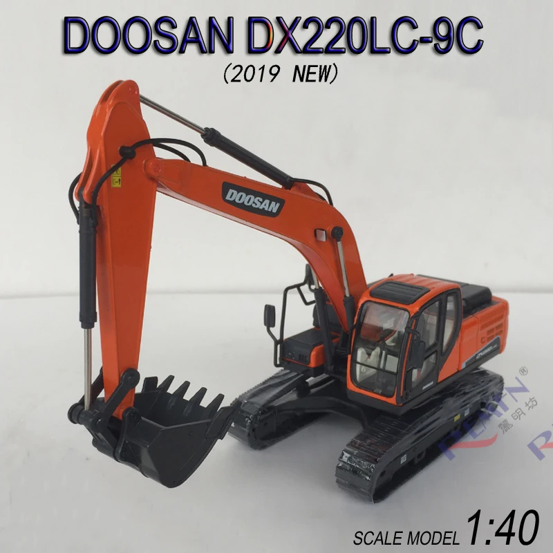 

1:40 2019 Doosan genuine DOOSAN DX220LC-9C 150 excavator 225 alloy car 380 model engineering car model