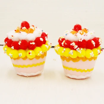 

Christmas Ornaments Simulation Round Cupcake Hangers Two Boxes Wedding Arrangement Window Display