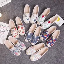 Осенняя женская обувь; граффити; комфортные плоские туфли; слипоны; женская обувь