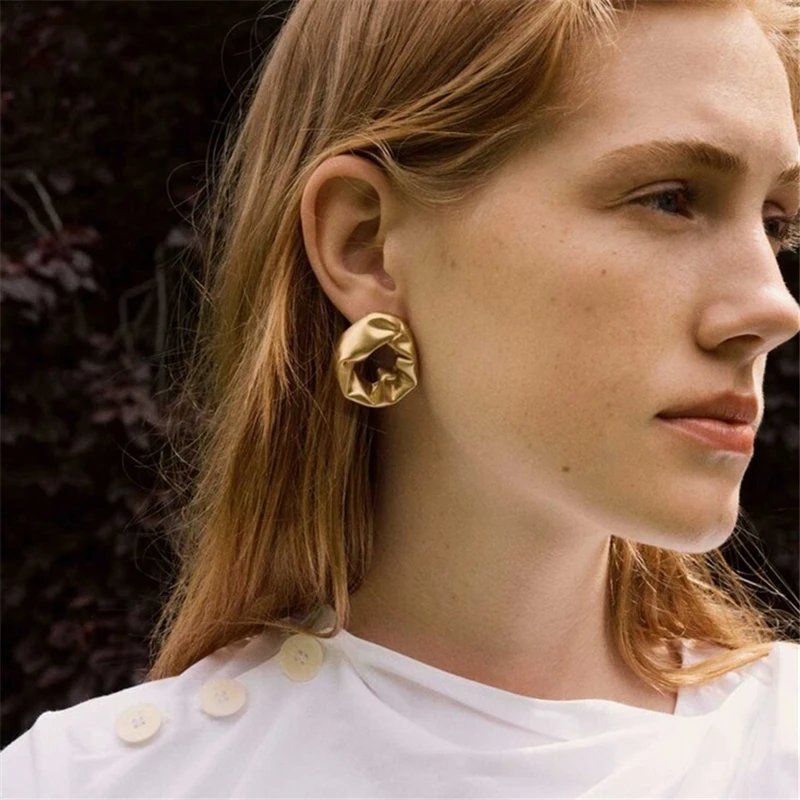 

Timeless Wonder Chic Brass Hammered Geo Stud Statement Earrings Women Jewelry Gothic Boho Ins Punk Trendy Designer Unique 4162