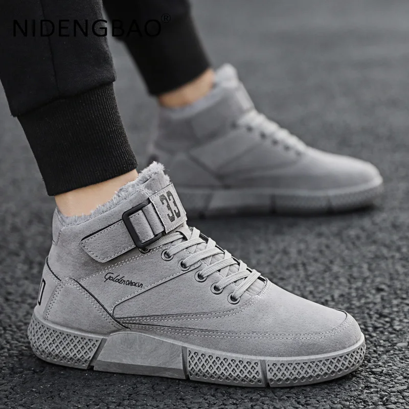 

Fashion Skateboarding Shoes For Men Sneakers Winter Plus Velvet Comfortable Anti Skid Male Boots Flat Sports Shoes High Quality